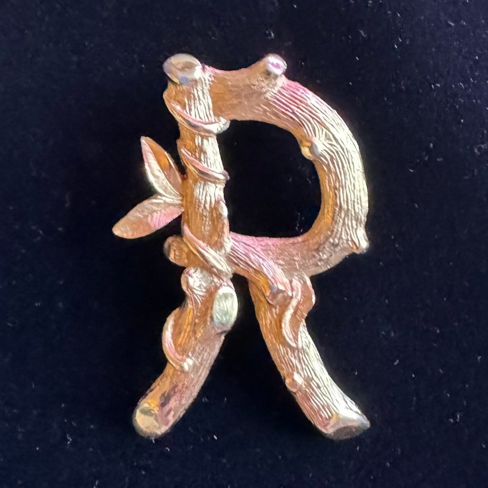 Vintage Sarah Coventry Letter R Brooch